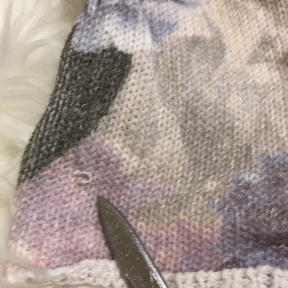 NWOT Show Me Your Mumu Cropped Varsity KnitSweater - Picture 11 of 11